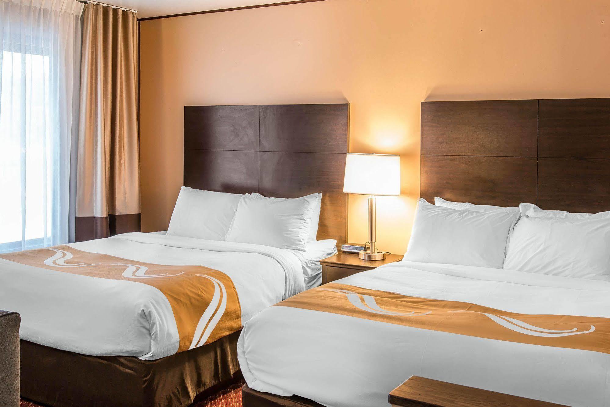 Quality Inn & Suites Houghton Zewnętrze zdjęcie